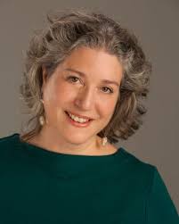 Susan Auer's Instagram, Twitter & Facebook