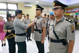Ketua fpi luwu timur, abdul rauf ladewang tiga orang diamankan di polres minahasa utara dan tiga lainnya dibawa ke polda sulut. Tribrata Kapolres Minut Pimpin Sertijab Kapolsek Likupang
