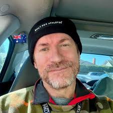 It's time to rise from the fall. Season 2 of #HaloTheSeries premieres  February 8.