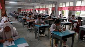 Kajian guna tanah di kawasan tempat tinggal / sekolah. Ministry No Need To Resit Pt3 The Star