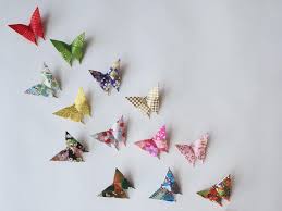 Jika anda tidak dapat menentukan gaya dekorasi anda, lihatlah pin dekorasi rumah, dan pilihlah yang anda sukai untuk membantu membangun gaya yang anda sukai. Mudah Dibuat Ini 7 Hiasan Dinding Dari Origami Untuk Ramaikan Rumahmu
