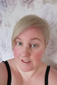 Hairstyle for this week 💖 Front braids were supposed to be tight but  feathered out. Not sure where it went wrong. 🤔