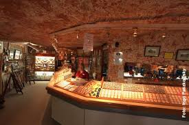 Morgen werden wir weiterreisen und uns auf neue abenteuer begeben. Australien Fast Alles Dreht Sich In Coober Pedy Um Opale Und Bier