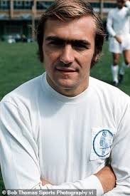 Do you think Cooper should give the fringe players a run out against  Palace?