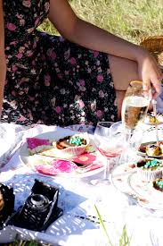 Summer To Do Picnic With Champagne Al Fresco