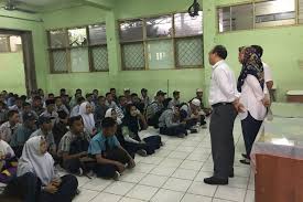 Maybe you would like to learn more about one of these? Terkendala Anggaran 8 Sekolah Negeri Di Bekasi Tidak Punya Gedung Halaman All Kompas Com