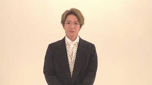 pin on 前田公輝