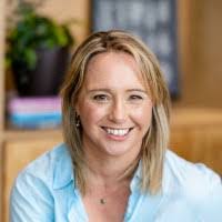 Andrew Cribb's Instagram, Twitter & Facebook