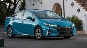 Prius prime is loaded with innovative tech that you just can't miss. 2020 Toyota Prius Prime Picks Up Apple Carplay And A Fifth Seat Roadshow