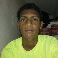 30+ perfiles de «Roger Castro»