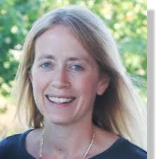 Janis Stone's Instagram, Twitter & Facebook