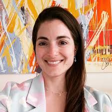 Dra. Daniela Corral Halal