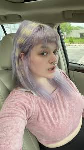 Le Crazy Horse Hairstylist...