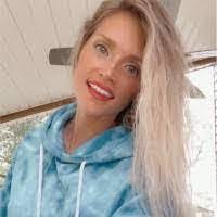 Vonda Poole's Instagram, Twitter & Facebook