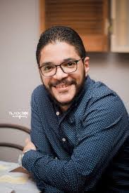 Tracy Amaro's Instagram, Twitter & Facebook