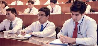 Usa las flechas laterales del teclado para navegar.