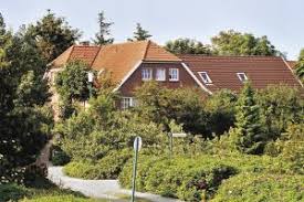 Haus seeschwalbe (0 m), haus seeschwalbe (0 m), upstalsboom ferienwohnungen im seehus (60 m). Ferienwohnung Haus Seeschwalbe Up De Dun Spiekeroog Tranpad