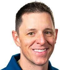 Raquel Busch's Instagram, Twitter & Facebook