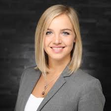 Cleo Hammer's Instagram, Twitter & Facebook