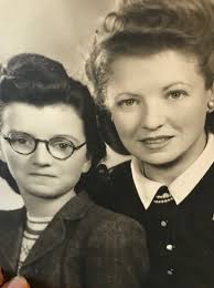 Woolworths at Gosford in the 1950s. L to R. Beverley Lees. Lesley Meeks.  Betty Green. Doug Deasey. Nancy Haywood. Thanks to Pat Young for the names.