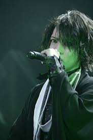 ライブリポート 佐藤流司率いるthe brow beat adam ツアーファイナル 全部ぶっ壊して帰ろうぜ エンタメovo オーヴォ 佐藤流司 俳優 ライブ