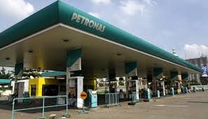The government has decided to include the m40 income group under the petroleum subsidy programme (psp) in budget 2020, as opposed to only recipients of the cost of living aid. Malaysia To Scrap Ron95 Petrol Diesel Subsidies Asean En Tempo Co Tempo Co