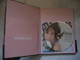蔣雅文- 另一半Other Half CD (AVCD) (附側紙及多頁歌詞畫冊本)