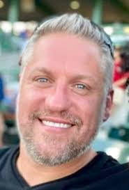 Susan Darter's Instagram, Twitter & Facebook