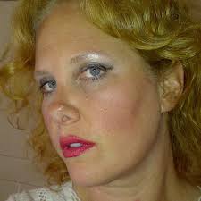 Linda Kandel's Instagram, Twitter & Facebook