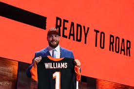 Dan orlovsky explains what the panthers trading teddy bridgewater means for the nfl draft, as well as how the acquisition of. V0d8ewb0pc0q5m