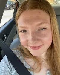 Nicole Roznowski's Instagram, Twitter & Facebook