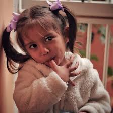 Cómo ha crecido mi nena ya quiere hacer todo independiente.