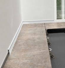 Stelzlager Fur Terrassenplatten Gunstig Online Kaufen Schnelle Lieferung Deutschlandweit Viele Artikel Auf Lager Terrassenplatten Stelzlager Balkonboden