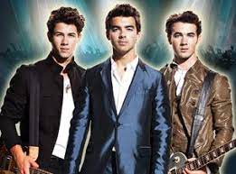 Def Have This Poster Hanging In My Room From Their World Tour Last Year On My Birthday Best Birthday Ever Jonas Brothers Jonas Popular Music