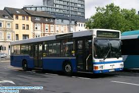 The school became famous for its approach to design, which attempted to unify the principles of mass production with individual artistic vision and strove to combine. Su Hv 468 Siegburg Bahnhof Hatte Werbung Fur Auto Haus Wiemer Bus Bild De