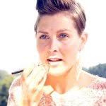 Karen Korff's Instagram, Twitter & Facebook