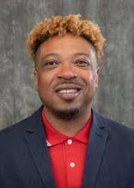 Communications Instructor Cornelius Fair named JALC Adjunct Faculty of the  Year