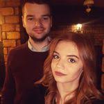 Edina Custovic's Instagram, Twitter & Facebook