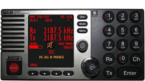 Gelombang radio buatan dihasilkan oleh pemancar yang nantinya akan. Mf Hf Radio Testing The Radio Youtube