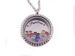 Personalized Grandma Locket Necklace Engraved Stainless Etsy In 2021 Grandma Jewelry Gift Floating Charms Locket Engraved Necklace