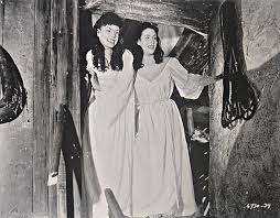 Stills from The Brides of Dracula : r/ClassicHorror