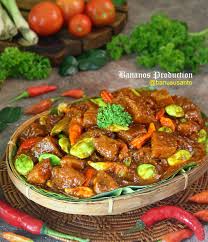 Cara mudah memasak rendang daging ⇔buang serat dan lemak daging sapi dahulu. Kuliner Sambal Goreng Cecek Bahan 800gr Cecek Tebal Air Untuk Merebus Cecek 15 Lbr Daun Jeruk 1 Genggam Penuh Pete 1 Genggam Penuh Cabe Rawit