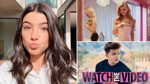 Hilarious 'wit is it daddy' tot stopped by fans