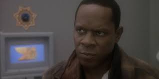 Star Trek DS9's Bell Riots & Sisko Breaking History Explained