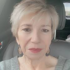 It was an honor to present Mikala Ochs with the Bealls LP Leader of the  Year award today. Mikala, I'm incredibly proud of your accomplishments over  the past year and fortunate to