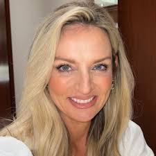 Michele Bone's Instagram, Twitter & Facebook