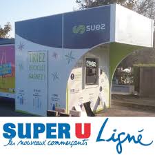 Les magasins hyper u, super u et u express, ce sont plus de 1500 magasins dans toute la france ! Ligne Une Borne De Recyclage Au Parking Du Super U Reco France