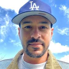 Tom Martins (@itstommartins) • Instagram photos and videos