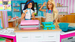 Barbie doll helps young food lovers cook up fun with the ultimate kitchen playset featuring lights and sounds, food molds and 5 dough colors and. Barbie Ultimate Kitchen Playset Toy Unboxing Dream House Adventure Skipper Cooking Lessons Ep 1 Youtube