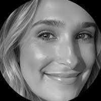 Michelle Satterlee's Instagram, Twitter & Facebook